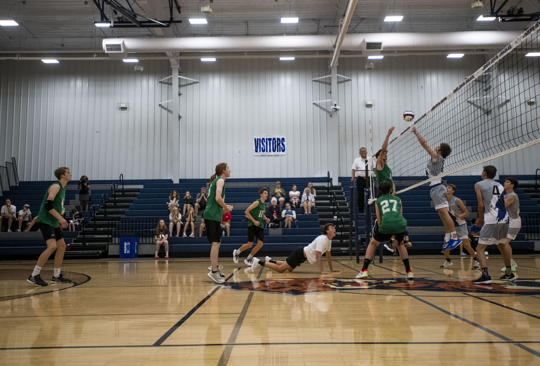 062021-sw-boysVB 06.jpg